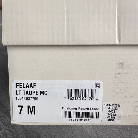 NWB Style & Co Size 7 Taupe Faux Suede Ankle Boots Block Heel Zip Booties - Picture 10 of 11